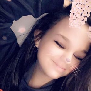 Meet your Posher, Kenzie